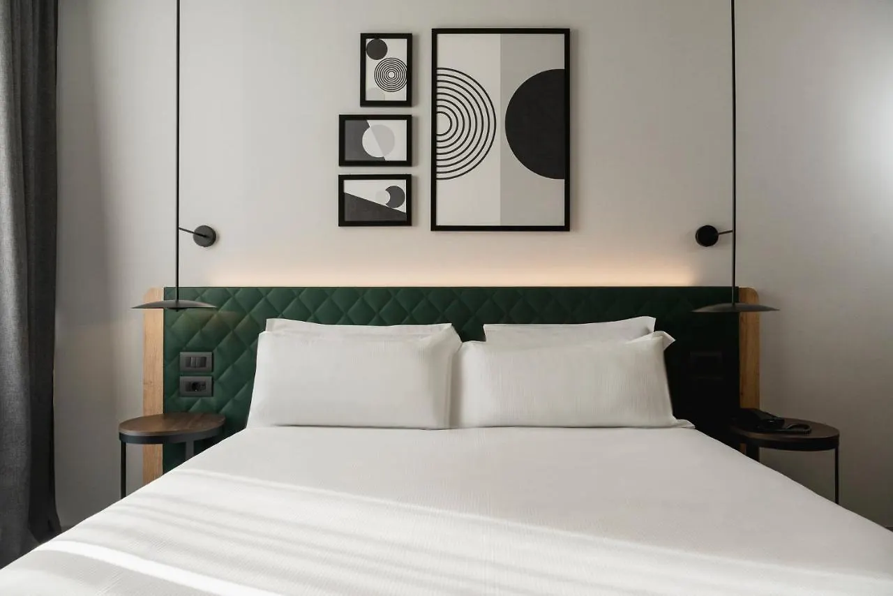 Hilton Garden Inn Bologna North Quarto Inferiore 4*,  Italy